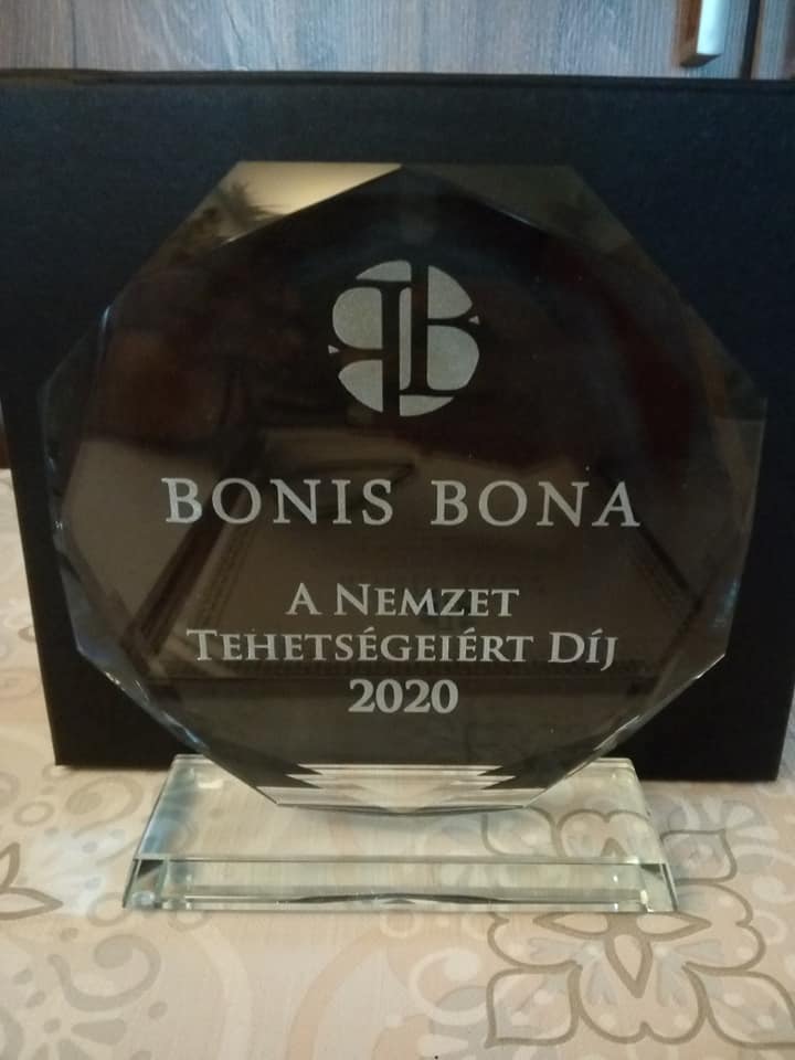 „Bonis Bona” – a Nemzet Tehetségeiért Díjat nyertünk!
